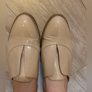 Louise et Cie Lo Freyda Slip On Nude Patent Leather Mules Size 7